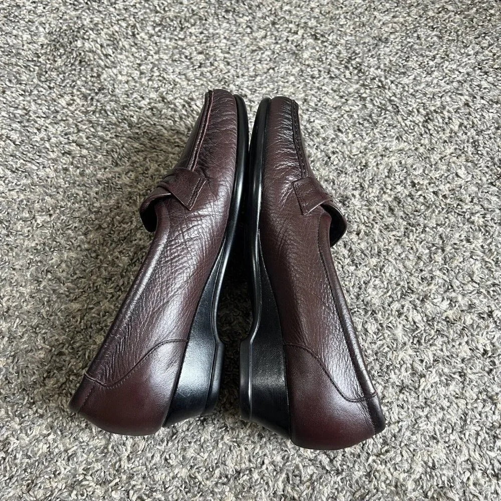 SAS Womens Size 10 M Easier Loafer Brown Burgundy Casual Slip On Shoes Tripad